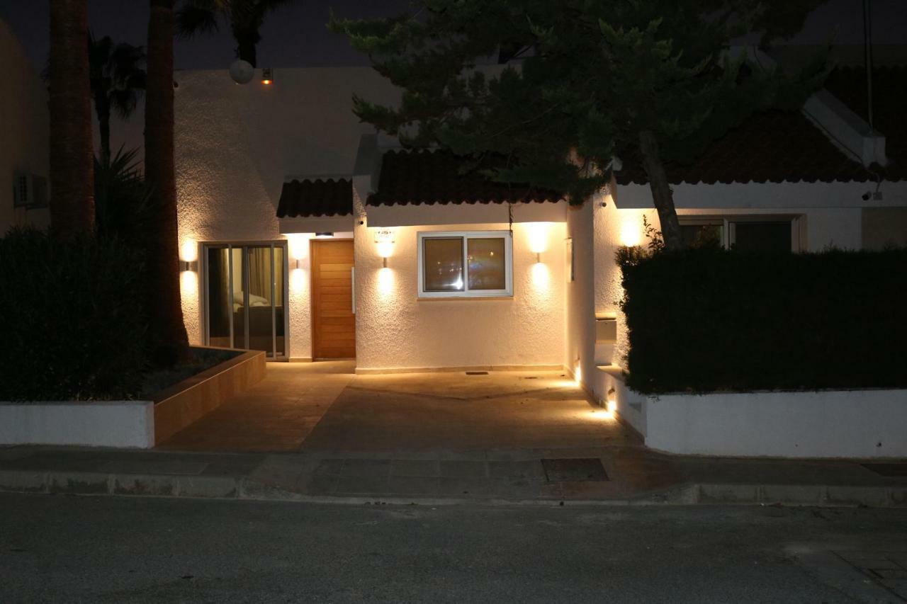 Yulya Villa By Taimoura パ フォス エクステリア 写真